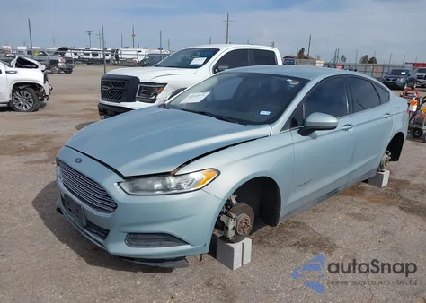 2014 Ford Fusion S Hybrid из США, поврежденный, VIN 3FA6P0UU6ER369008